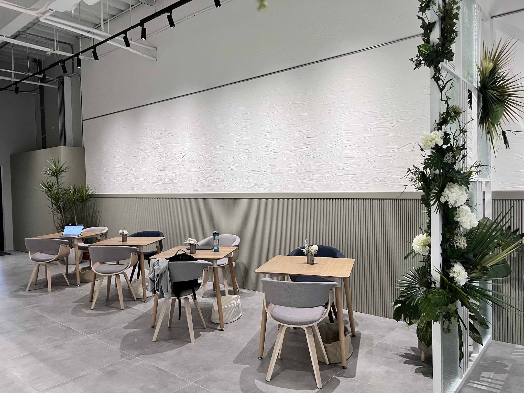 Two Five Café 4