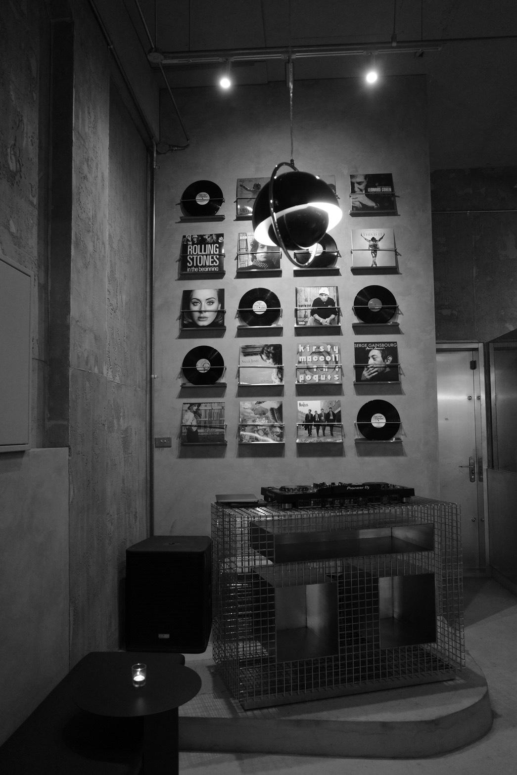 ORA studio 14