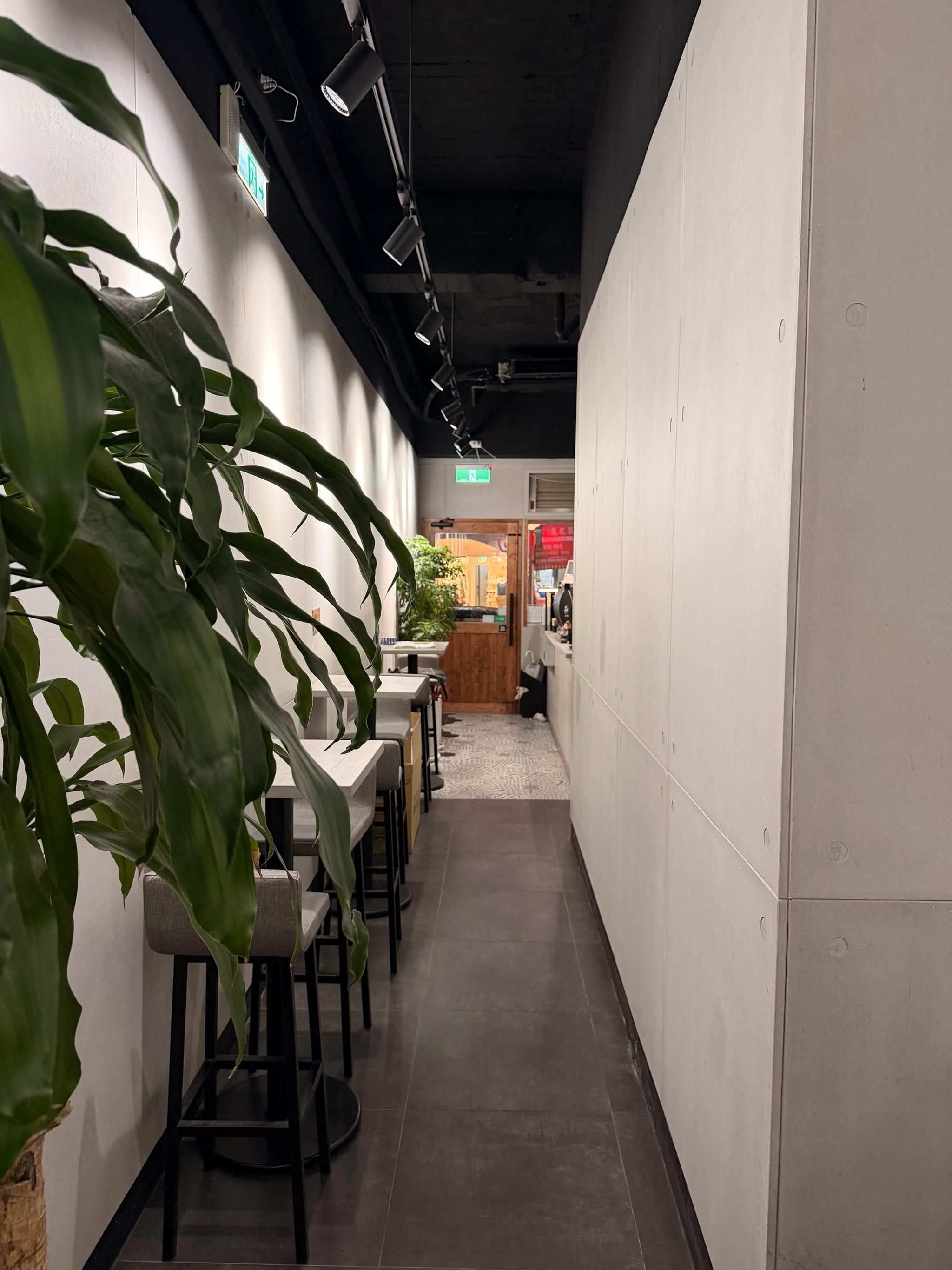 J&J CAFE 3