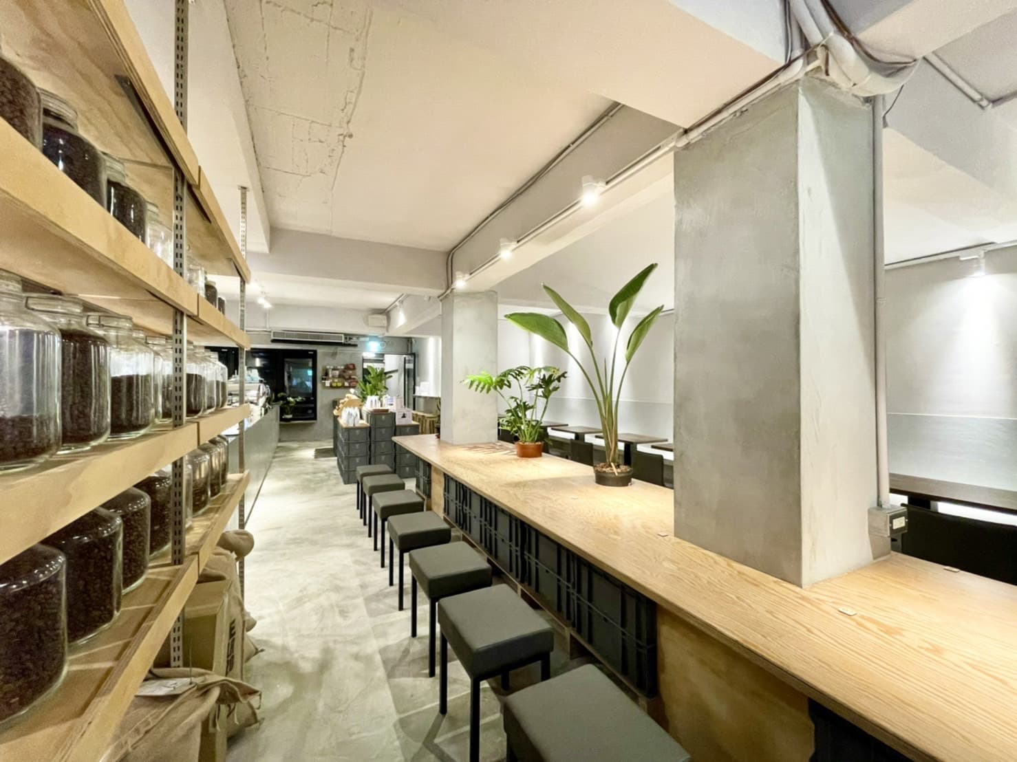 HOLIN COFFEE 1