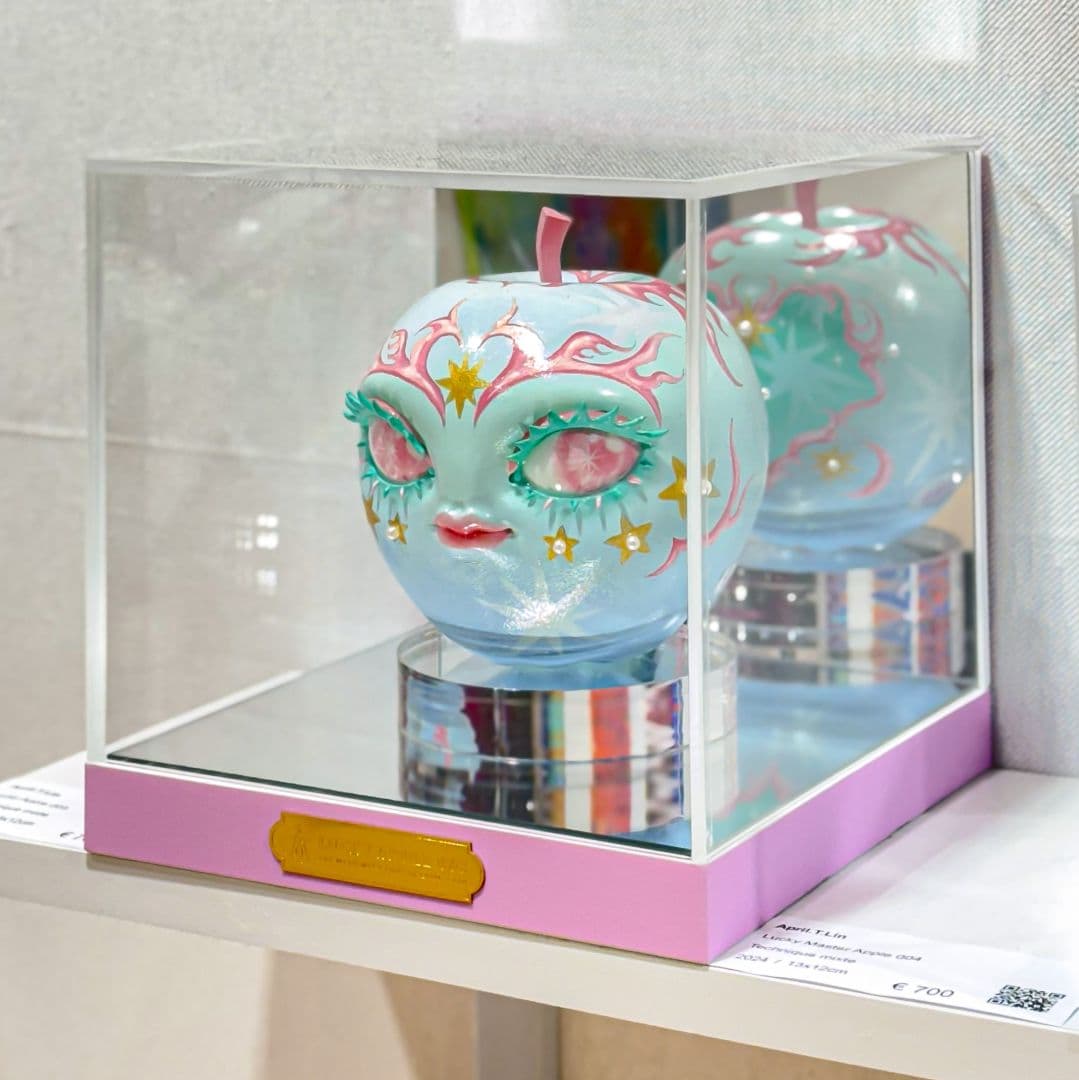 LUCKY APPLE 003