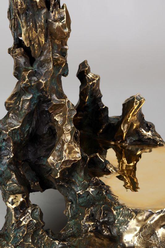 墨影系列/一方勢起 47*40* 33cm 黃銅 5