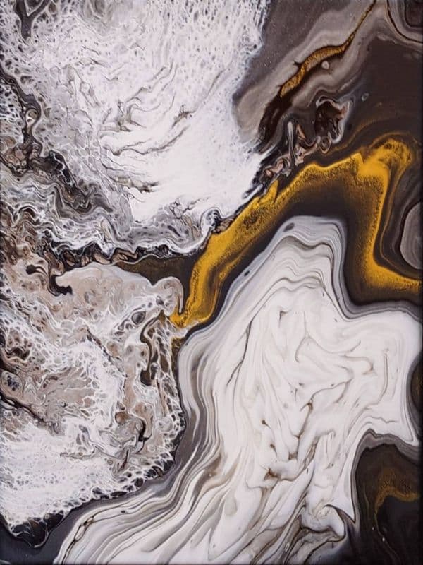 水