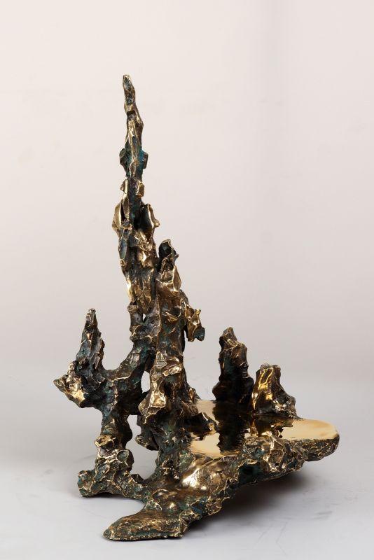 墨影系列/一方勢起 47*40* 33cm 黃銅 2