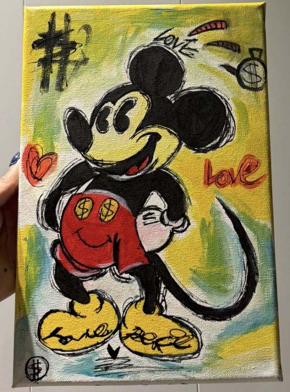 米老鼠愛與和平還有錢