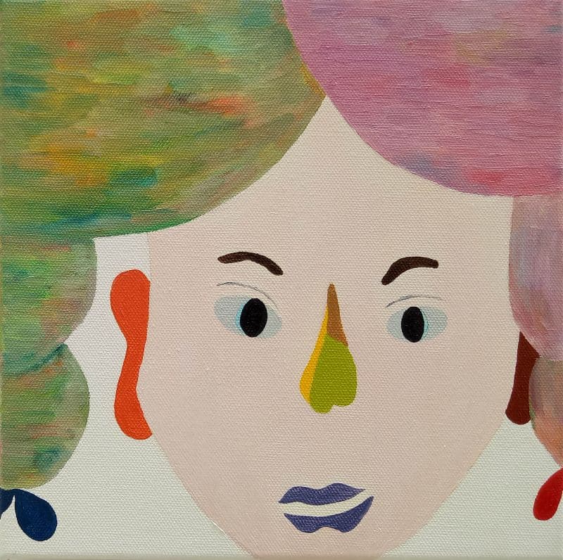 頭戴蝦子的女子